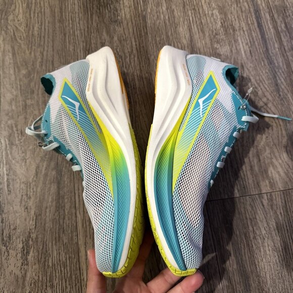 Hoka One One Unisex Cielo Road Running Sneaker Shoes, Men 9.5 / women 11 SAMPLE